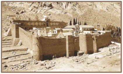 St Katarinaklostret i Sinaiöknen nära Moseberget - Egypten