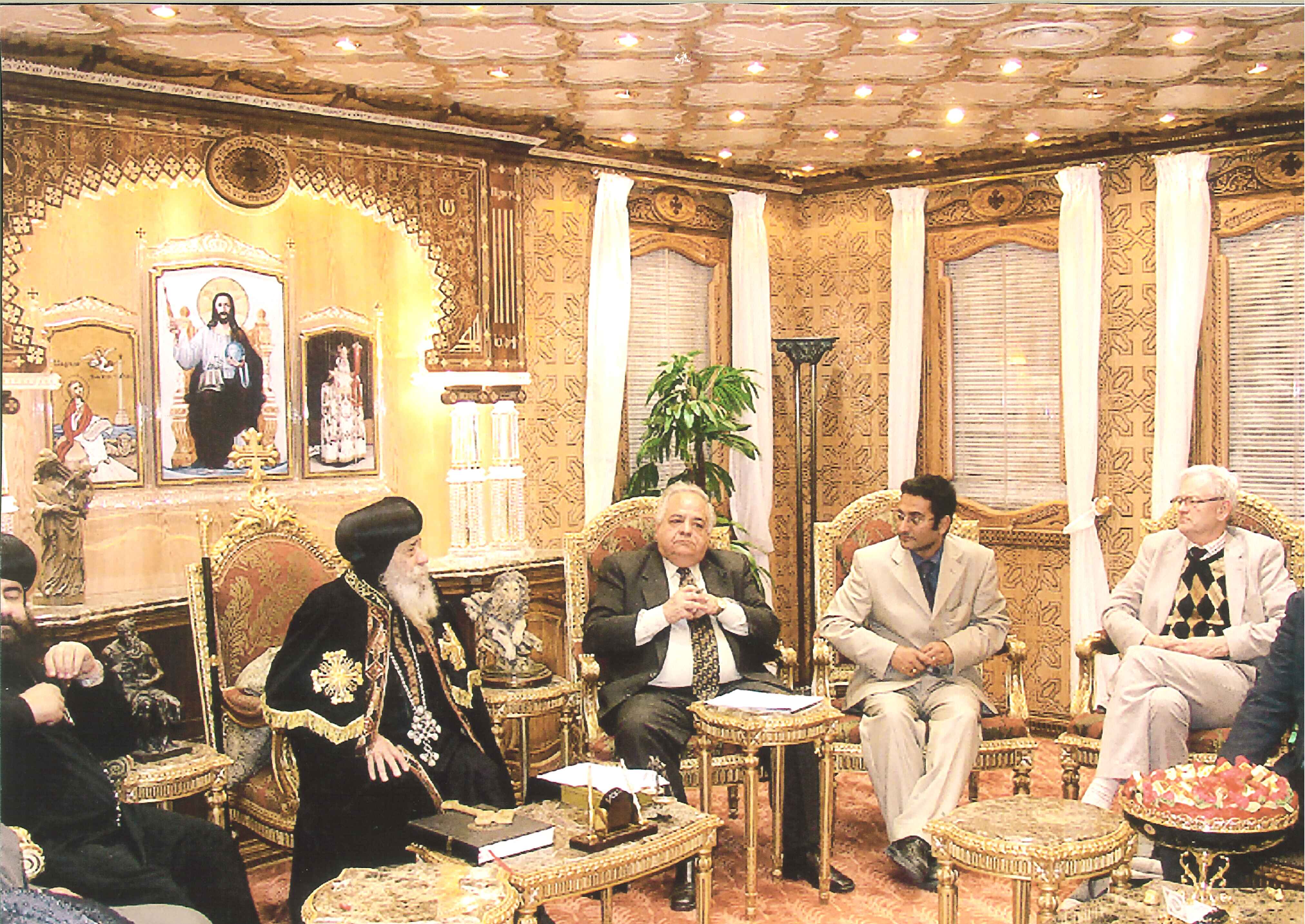 Sameh Egyptson i samtal in dialouge with Pop Shenouda III